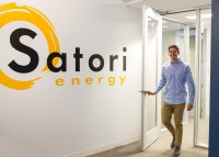 /album/fotograflar-fikir-galerisi/satori-energy-operations-director-with-new-office-wall-decal-jpg/